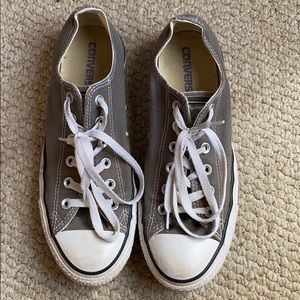 grey converse